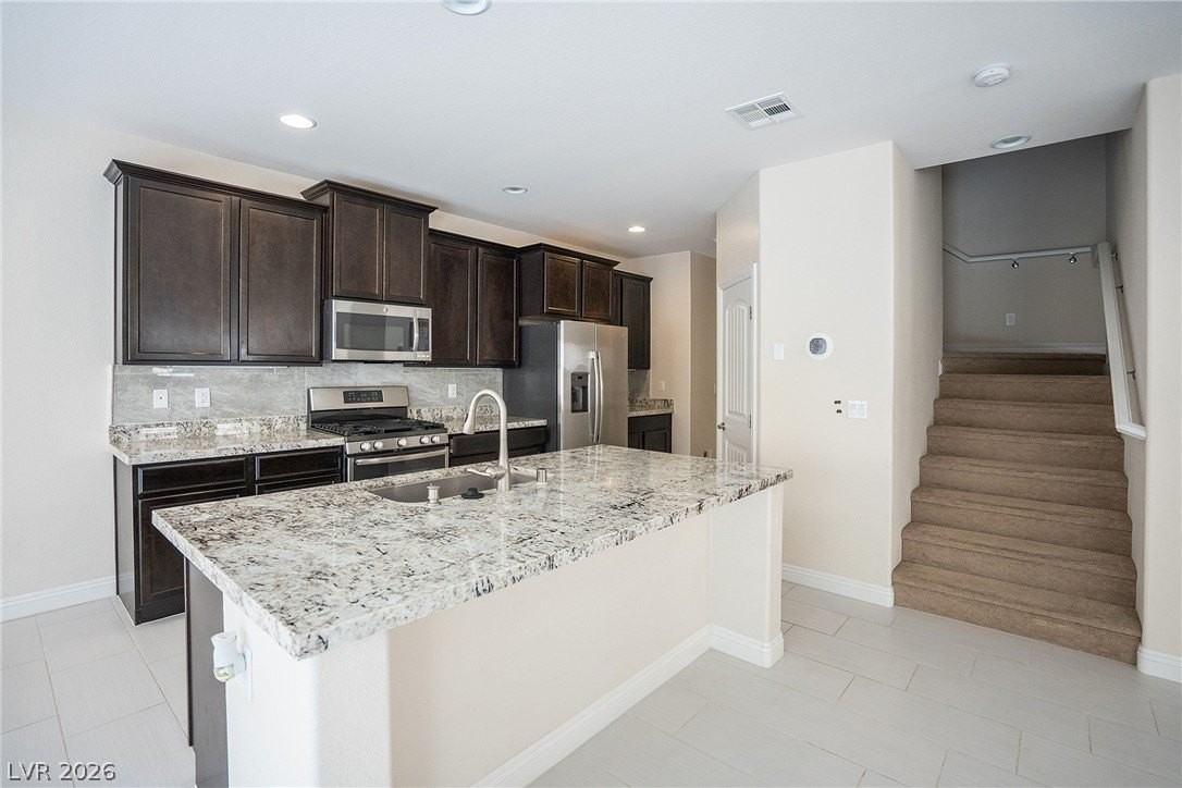 9419 Sparkling Wing Ct - Photo 6 of 30