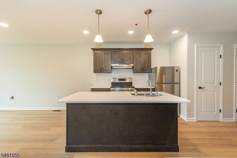 39 Ledgewood Ave #11 - Photo 7 of 47