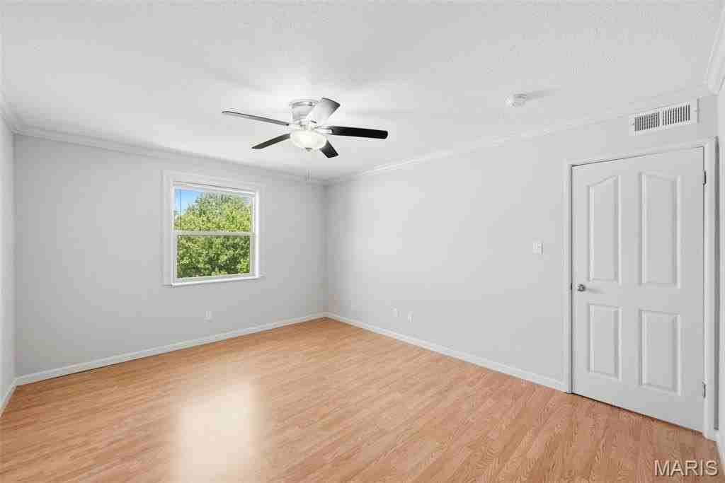 1411 Willow Brook Cv #10 - Photo 4 of 34