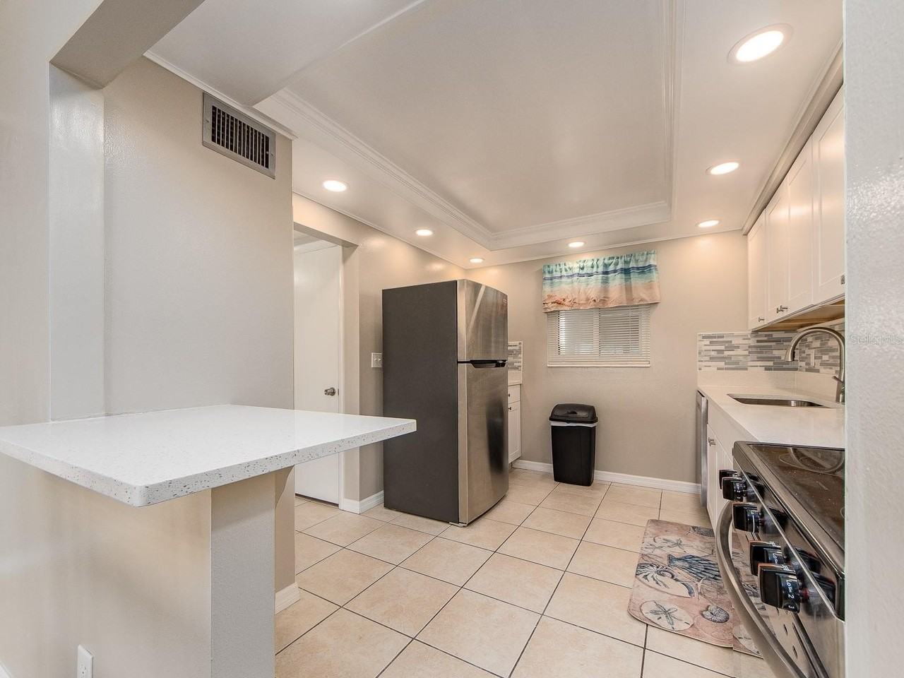 868 Bayway Blvd #208 - Photo 6 of 27