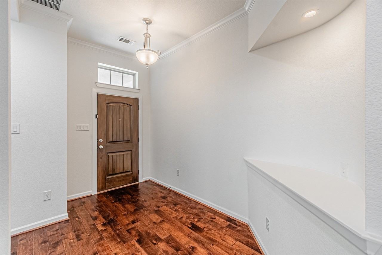 6769 E Prospect Way - Photo 4 of 40