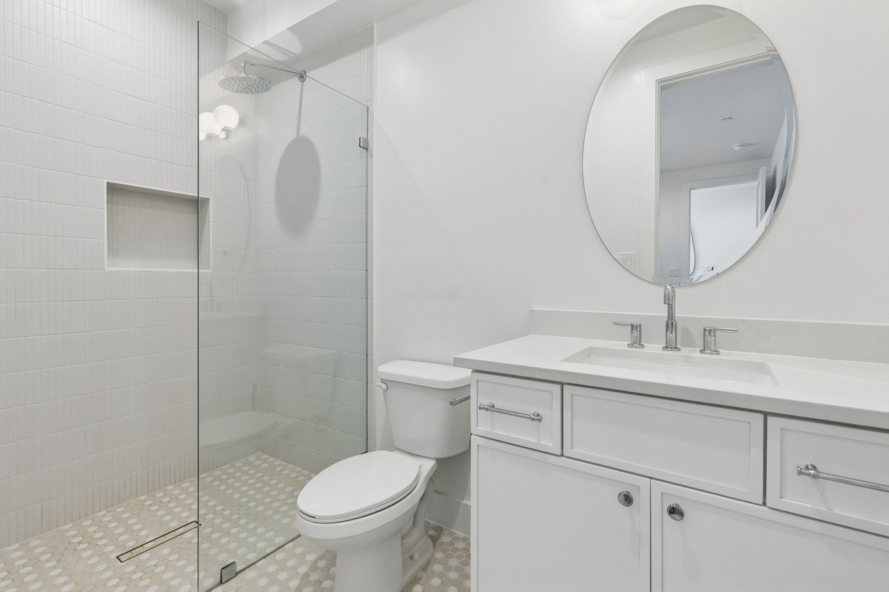4303 Cedar Springs Rd - Photo 3 of 18