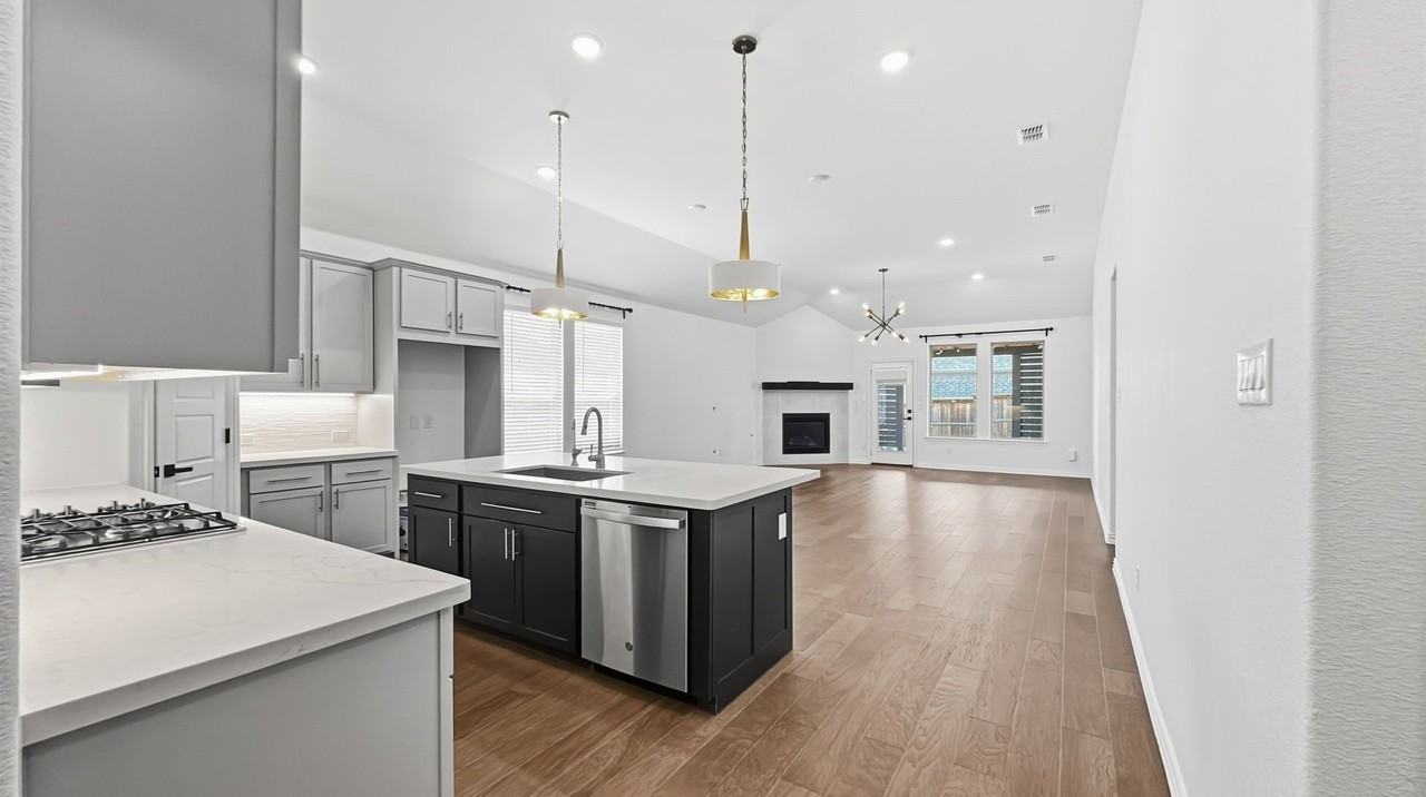 3129 Grayslick Ave - Photo 3 of 21