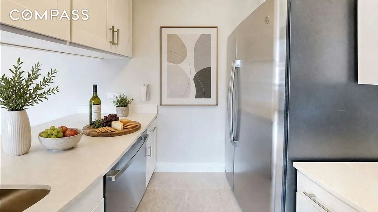 225 E 95th St #7C - Photo 2 of 16