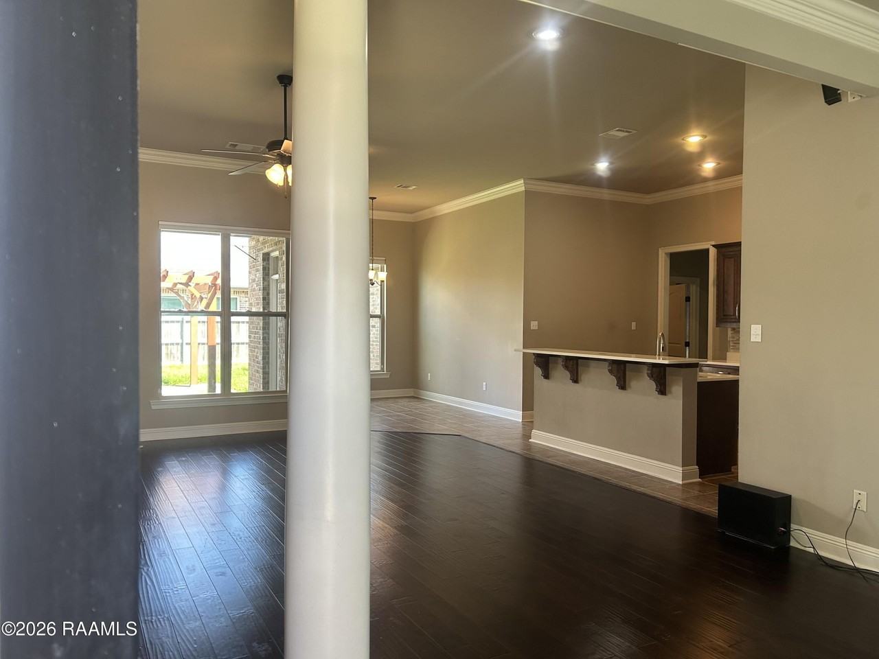 222 Woodhaven Rd - Photo 3 of 20