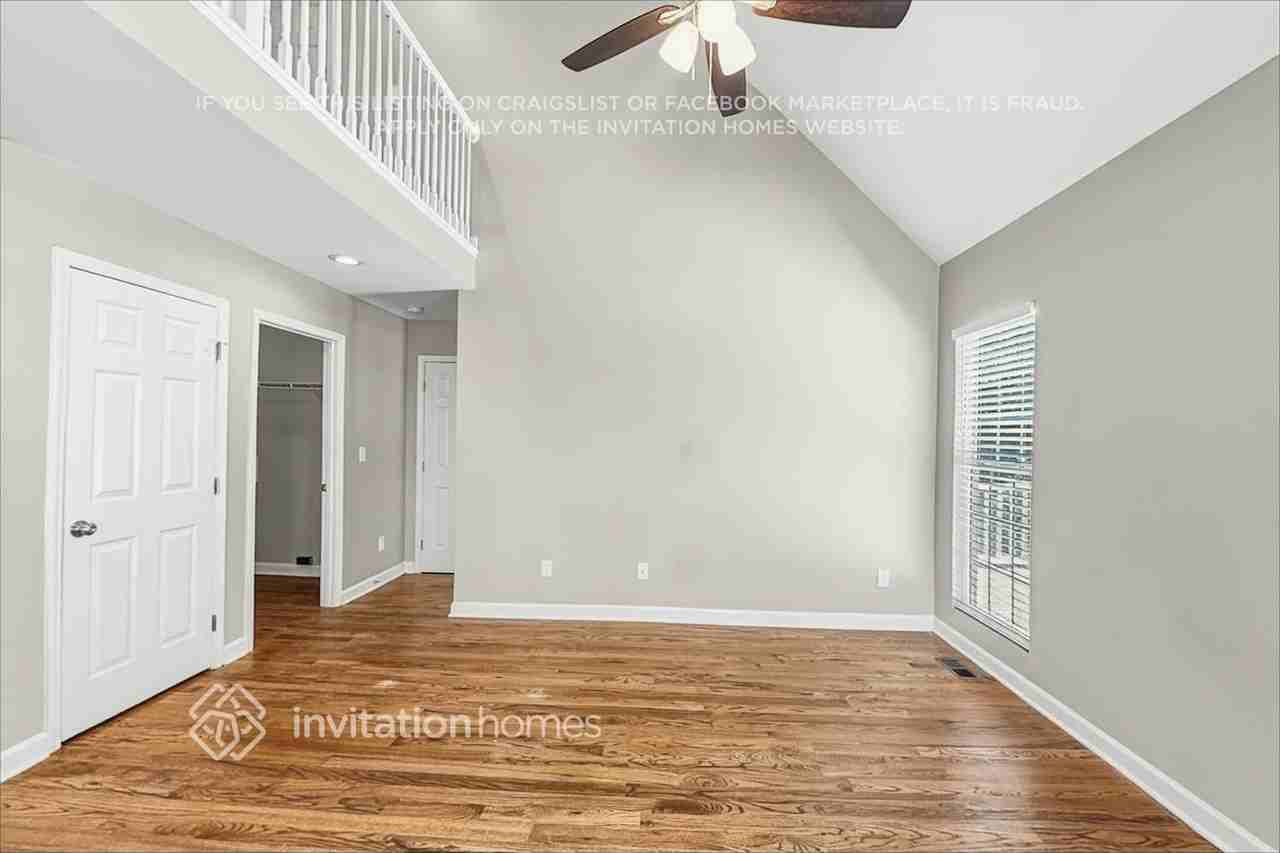 6984 Forest Manor Dr - Photo 5 of 22