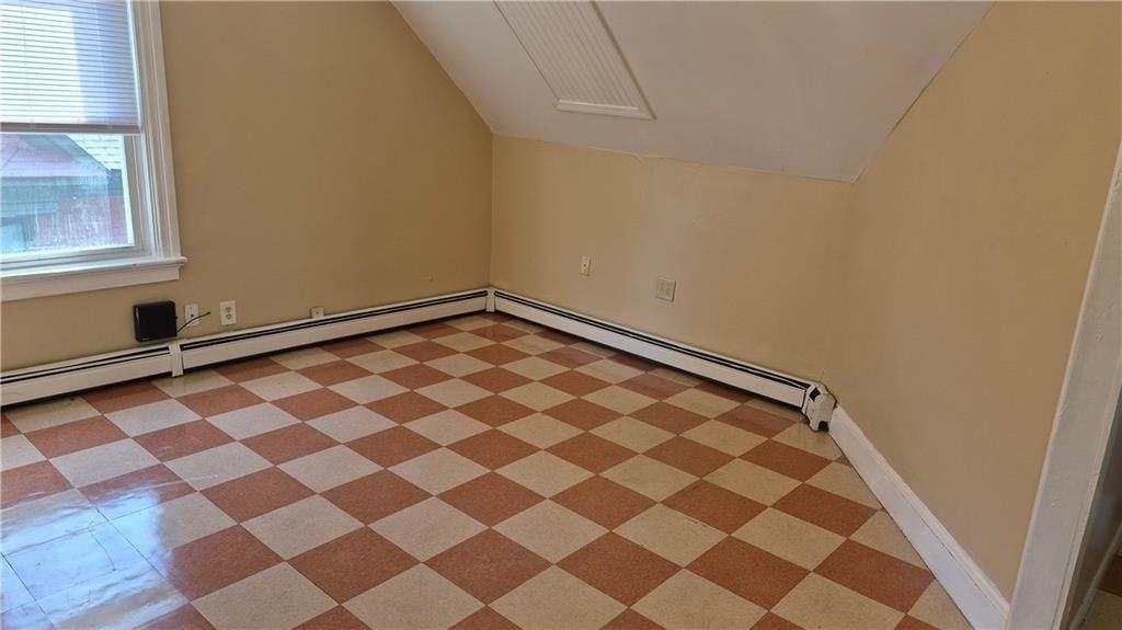 95 Adelaide Ave ##3 - Photo 5 of 29