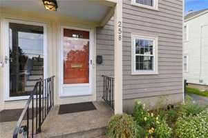 featured image of 258 Lowden St