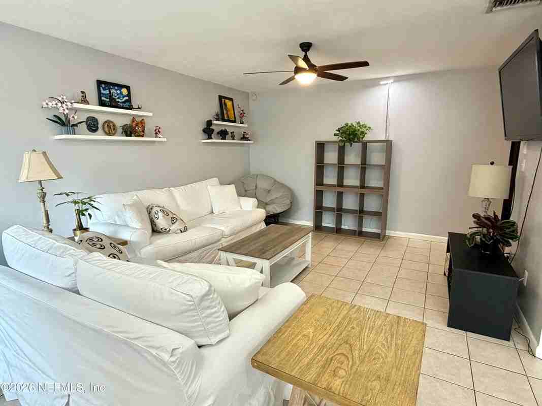 511 Westwood Dr - Photo 6 of 30