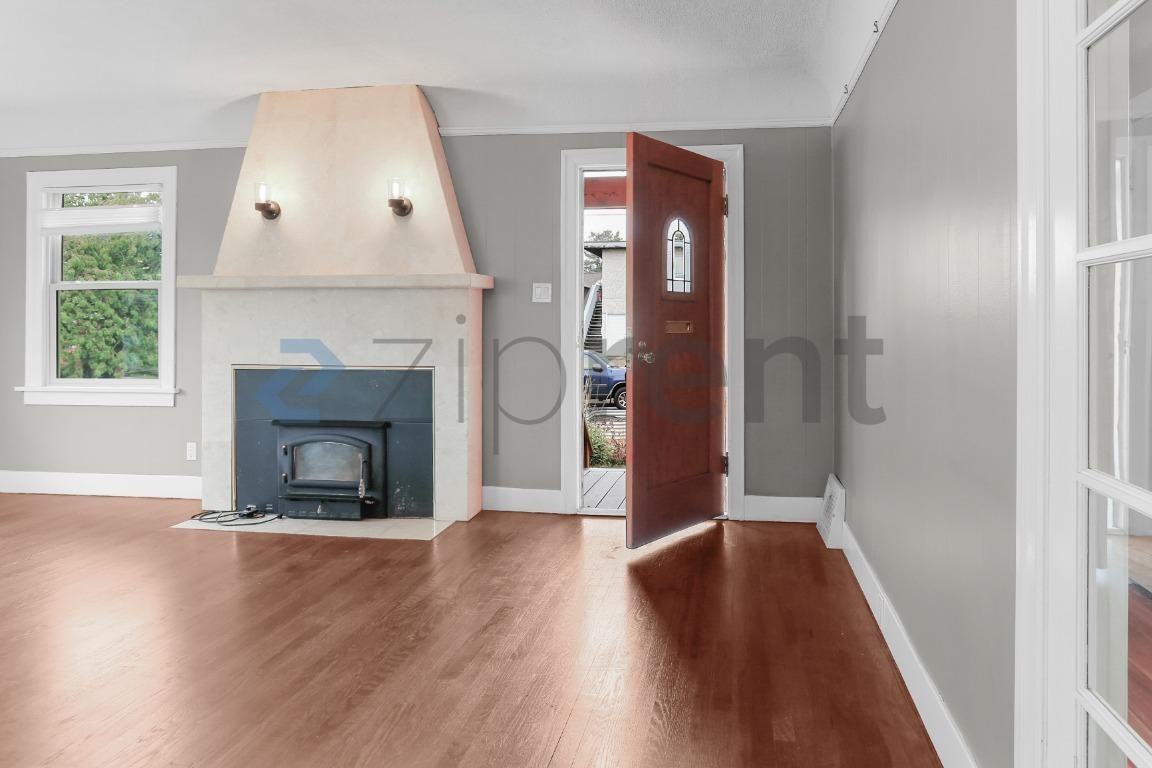 2222 I St - Photo 4 of 24