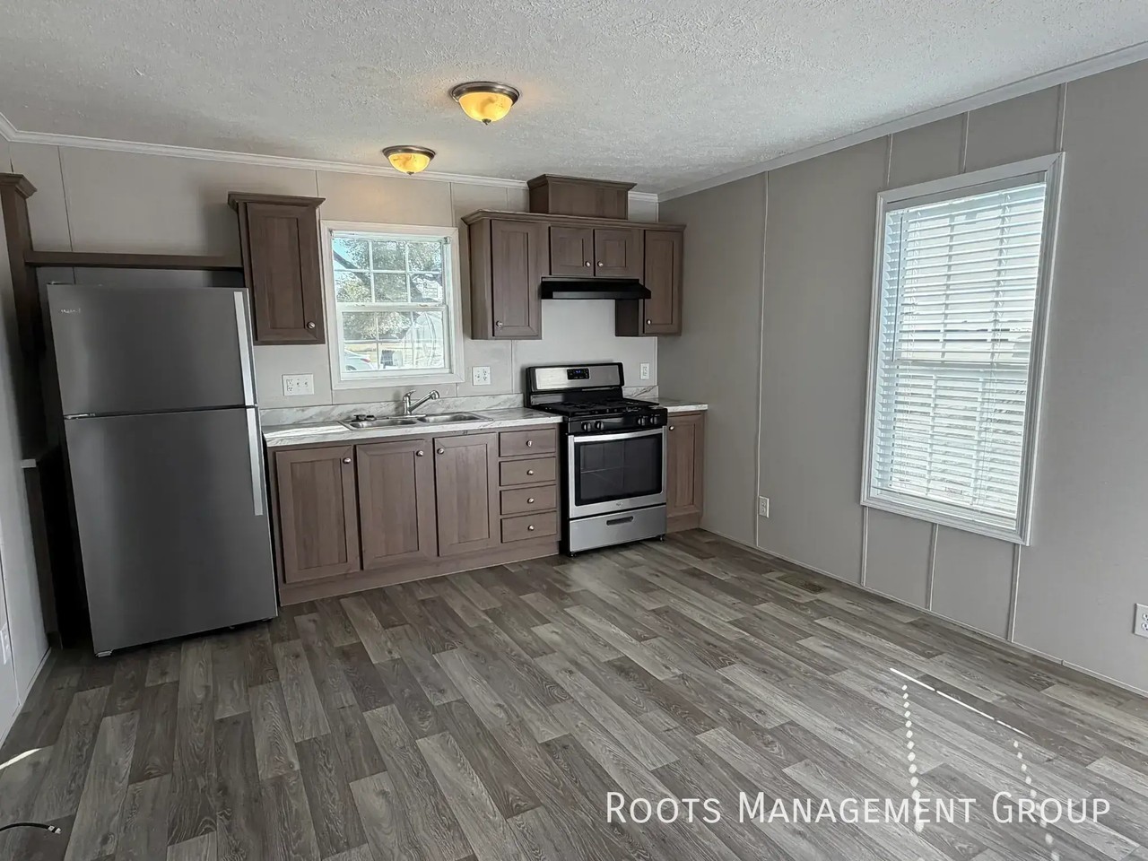 124 Safari Dr #124S - Photo 4 of 9