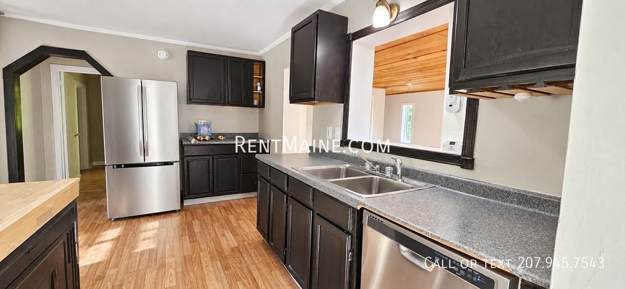 822 Stillwater Ave - Photo 2 of 14