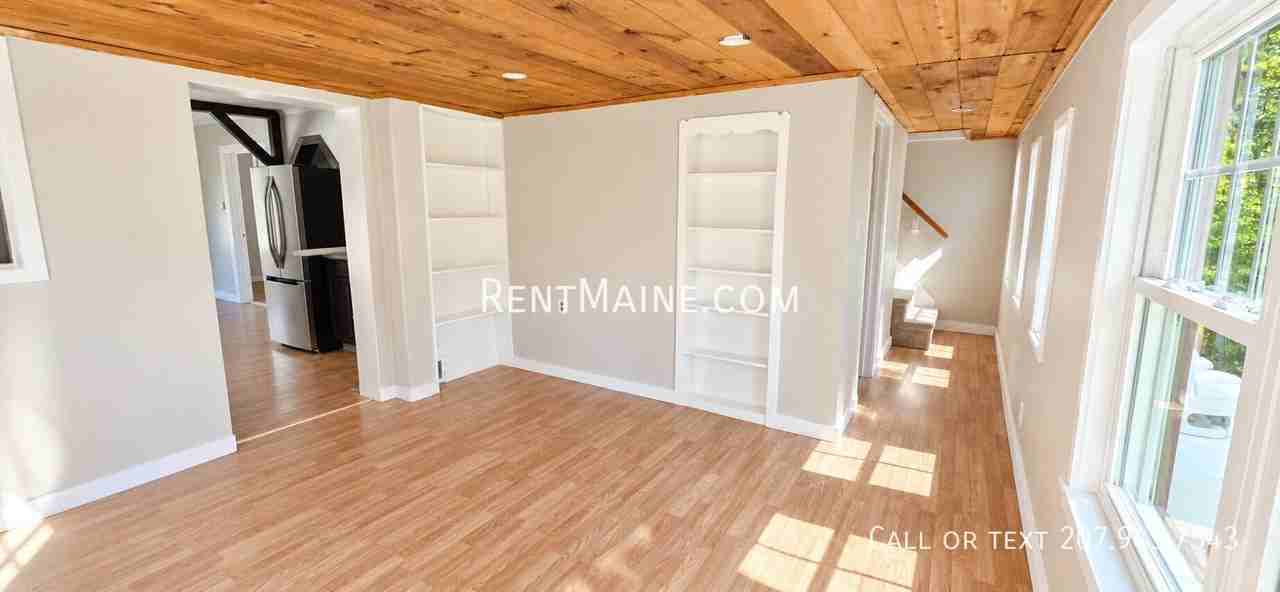 822 Stillwater Ave - Photo 4 of 14