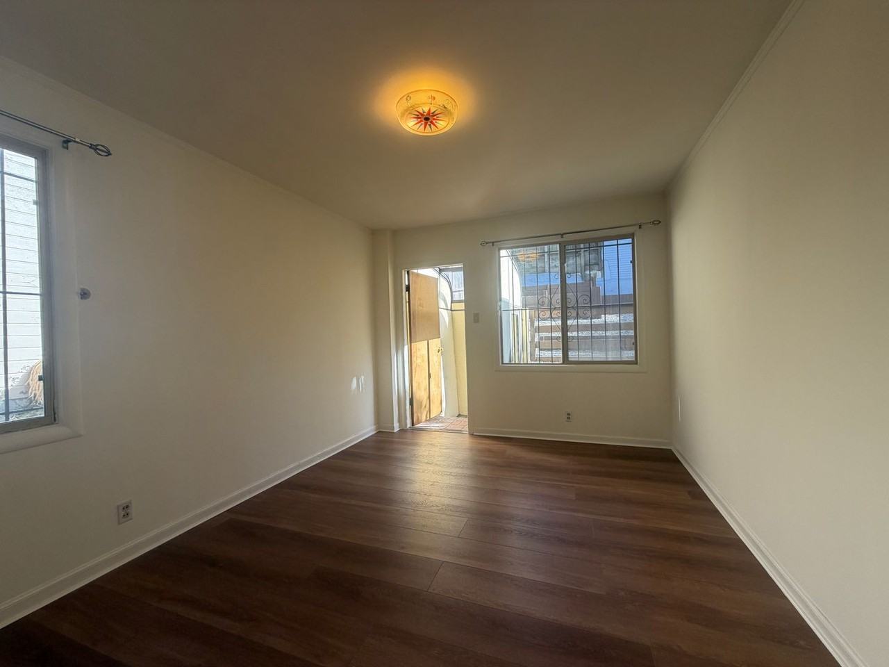 1247 Pacific Ave - Photo 7 of 19