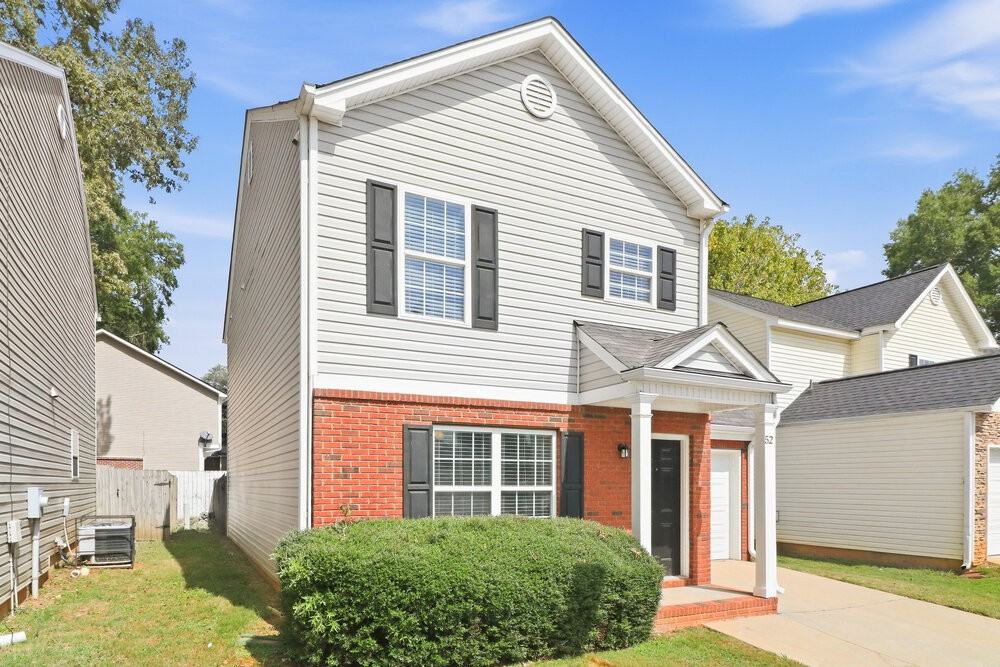 52 Middleton Ct - Photo 4 of 17