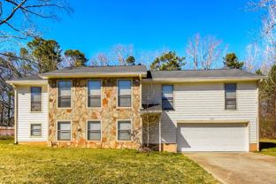 1447 Glynn Oaks Cir Sw - Photo 1 of 1