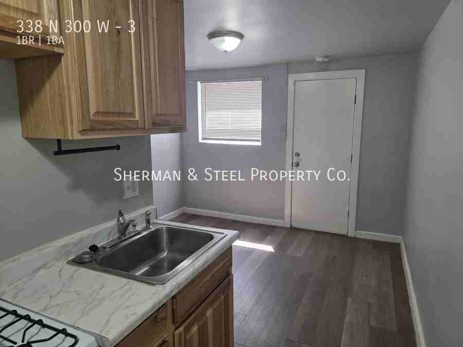 338 N 300 W #3 - Photo 5 of 12