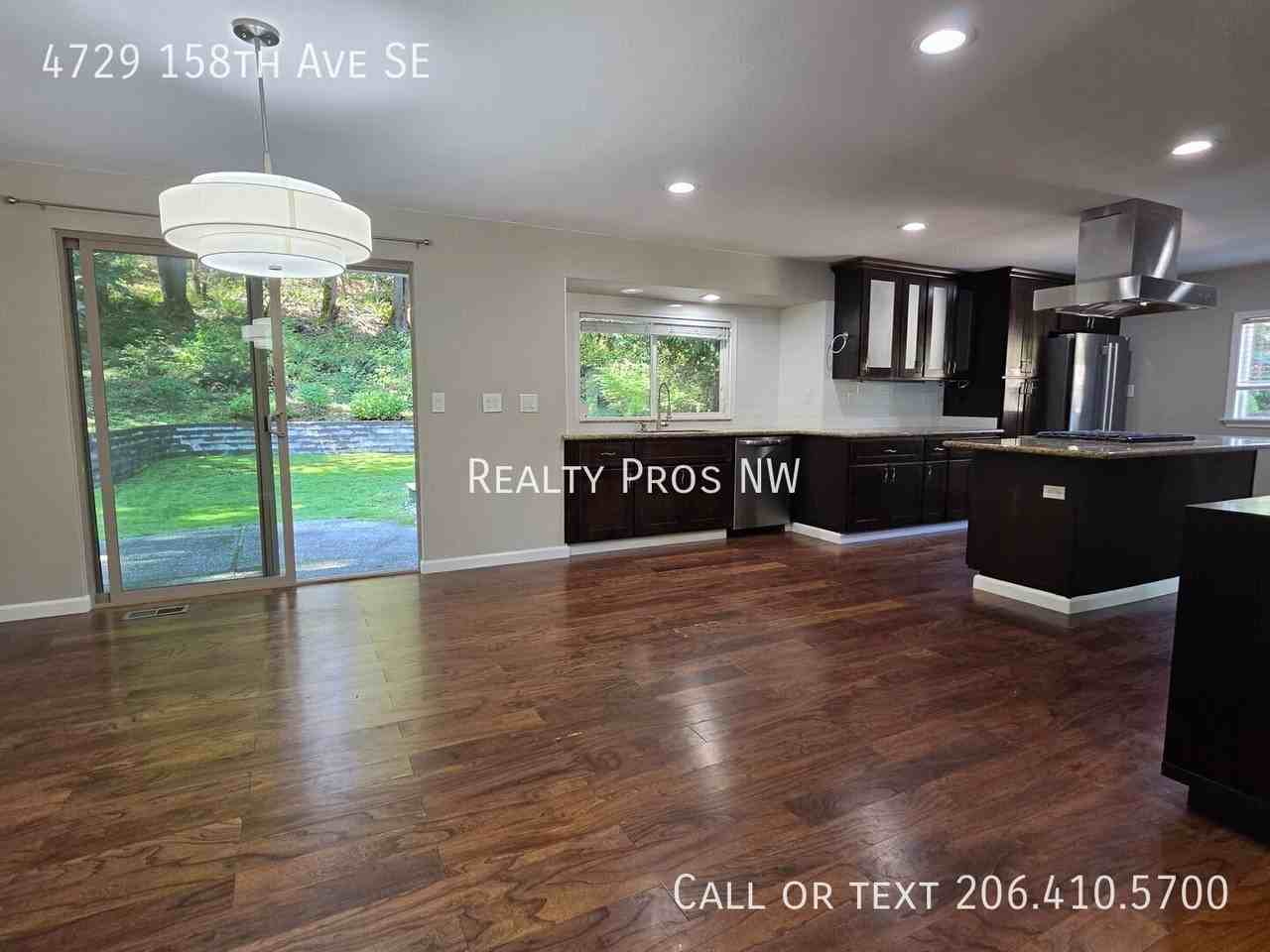 4729 158th Ave Se - Photo 6 of 26