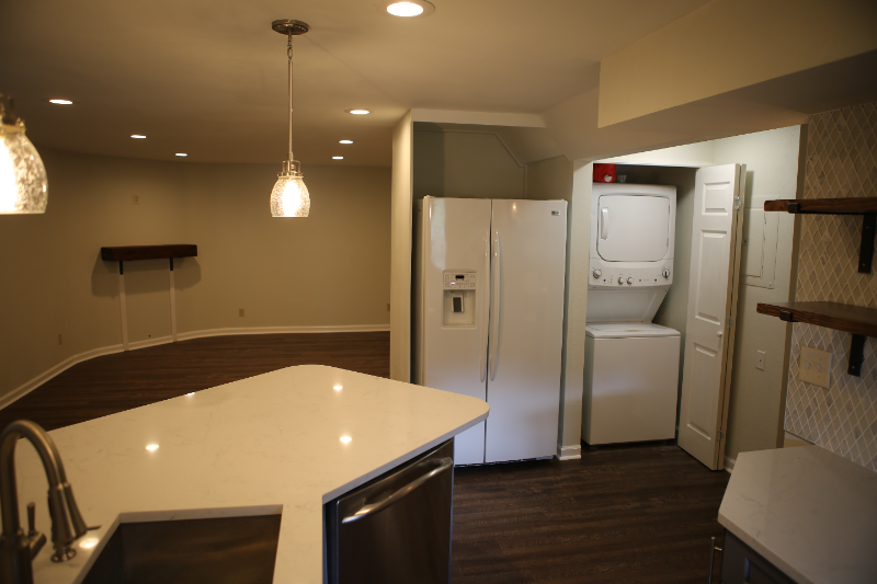 611 Somerset Dr - Photo 3 of 15