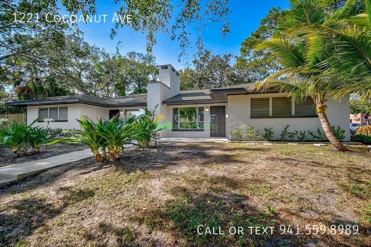 1221 Cocoanut Ave - Photo 2 of 19