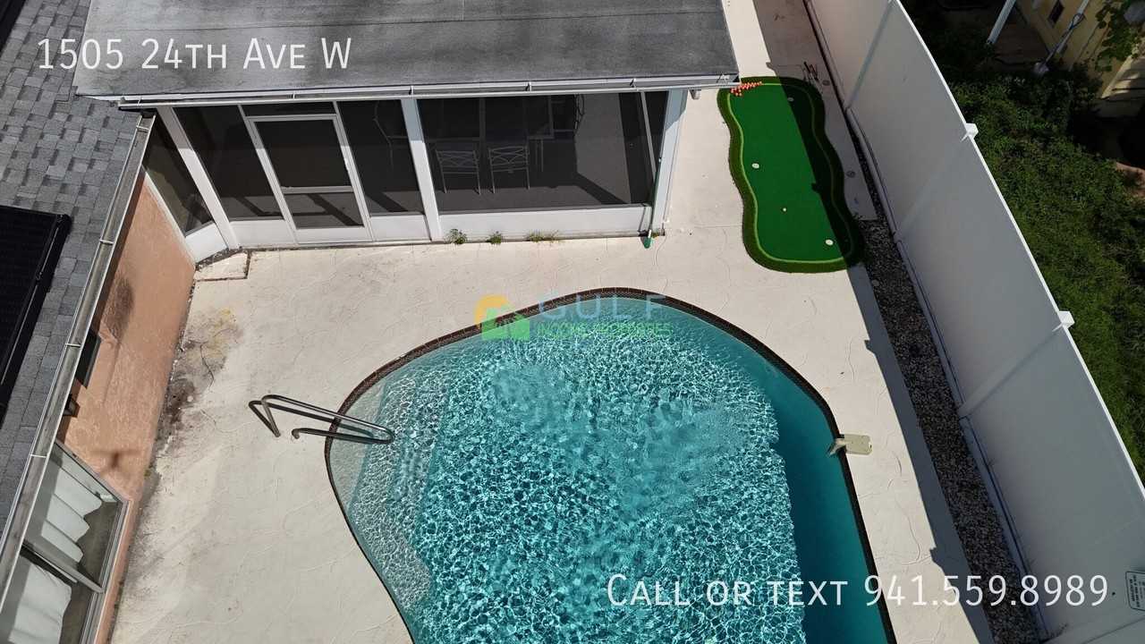 1505 24th Ave W - Photo 2 of 21
