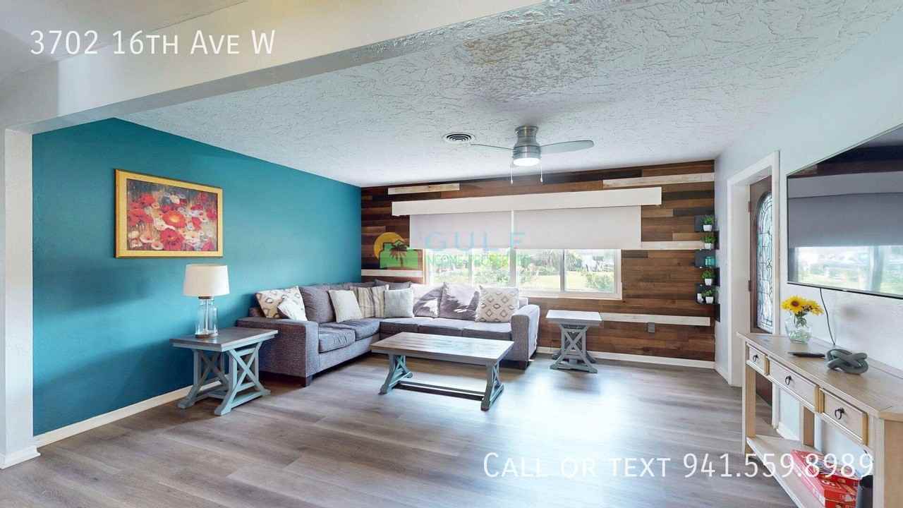 3702 16th Ave W - Photo 3 of 19