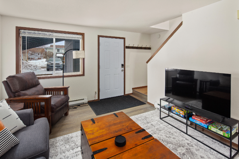 13 Martha Rd #4 - Photo 3 of 13