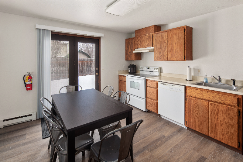 13 Martha Rd #4 - Photo 5 of 13