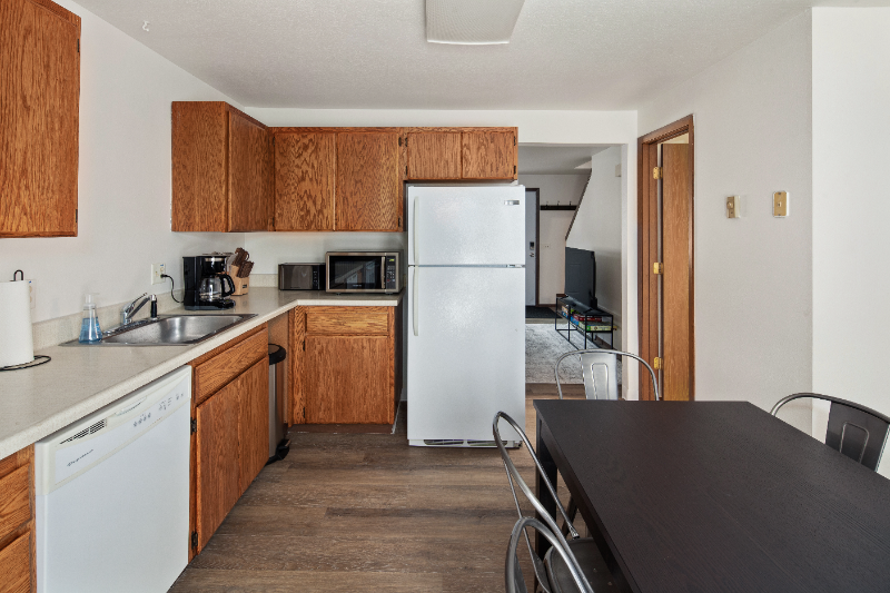 13 Martha Rd #4 - Photo 6 of 13