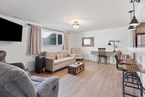 featured image of 1019 2nd St W #2