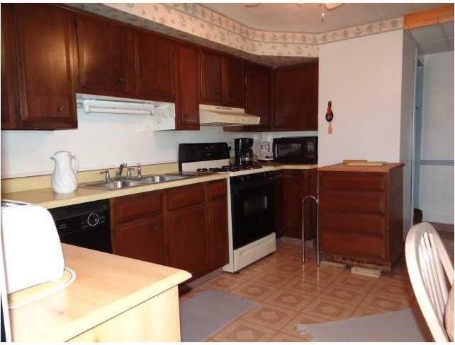 12 Brosville St - Photo 5 of 14