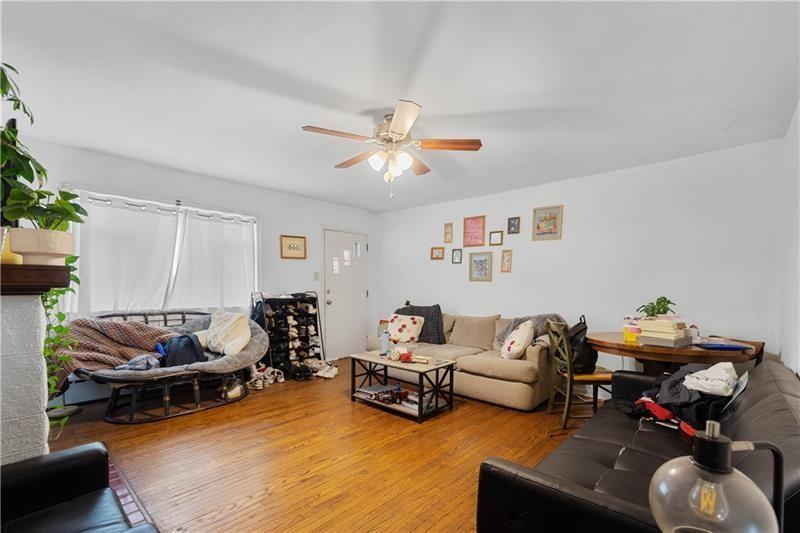 159 S 16th St - Photo 3 of 10