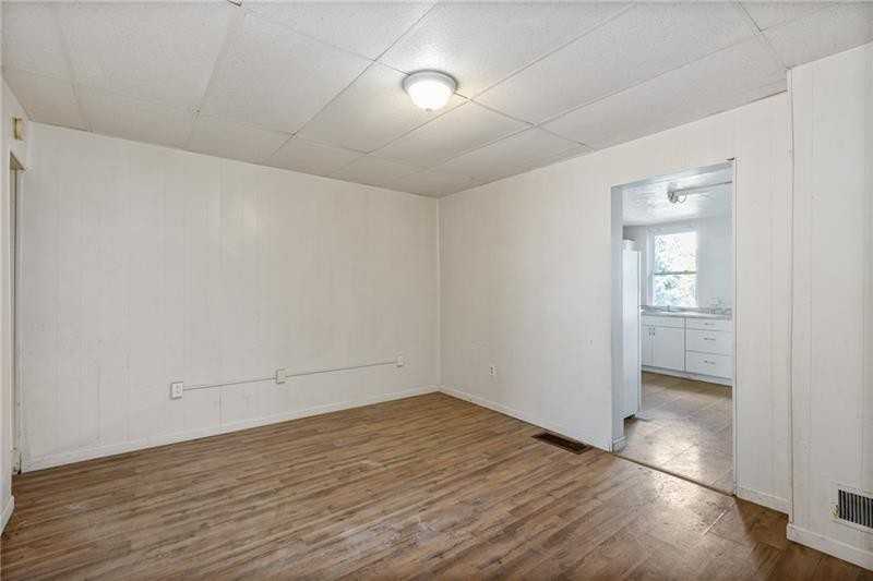 2631 Josephine St - Photo 4 of 13