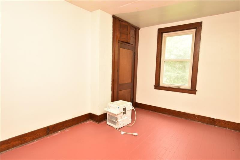 140 Saint Joseph St - Photo 3 of 13