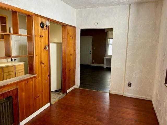 2618 Salisbury St - Photo 5 of 11