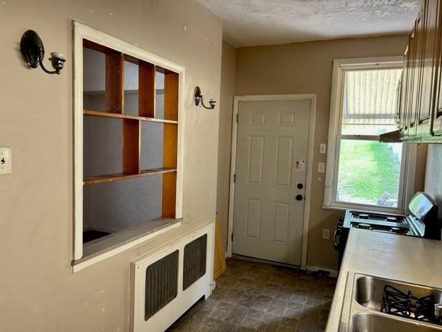 2618 Salisbury St - Photo 6 of 11
