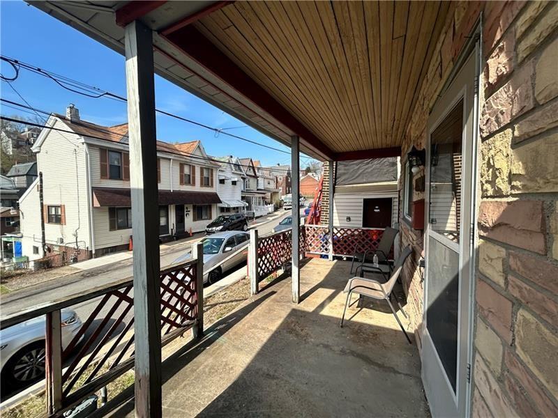 2623 Patterson St - Photo 2 of 2