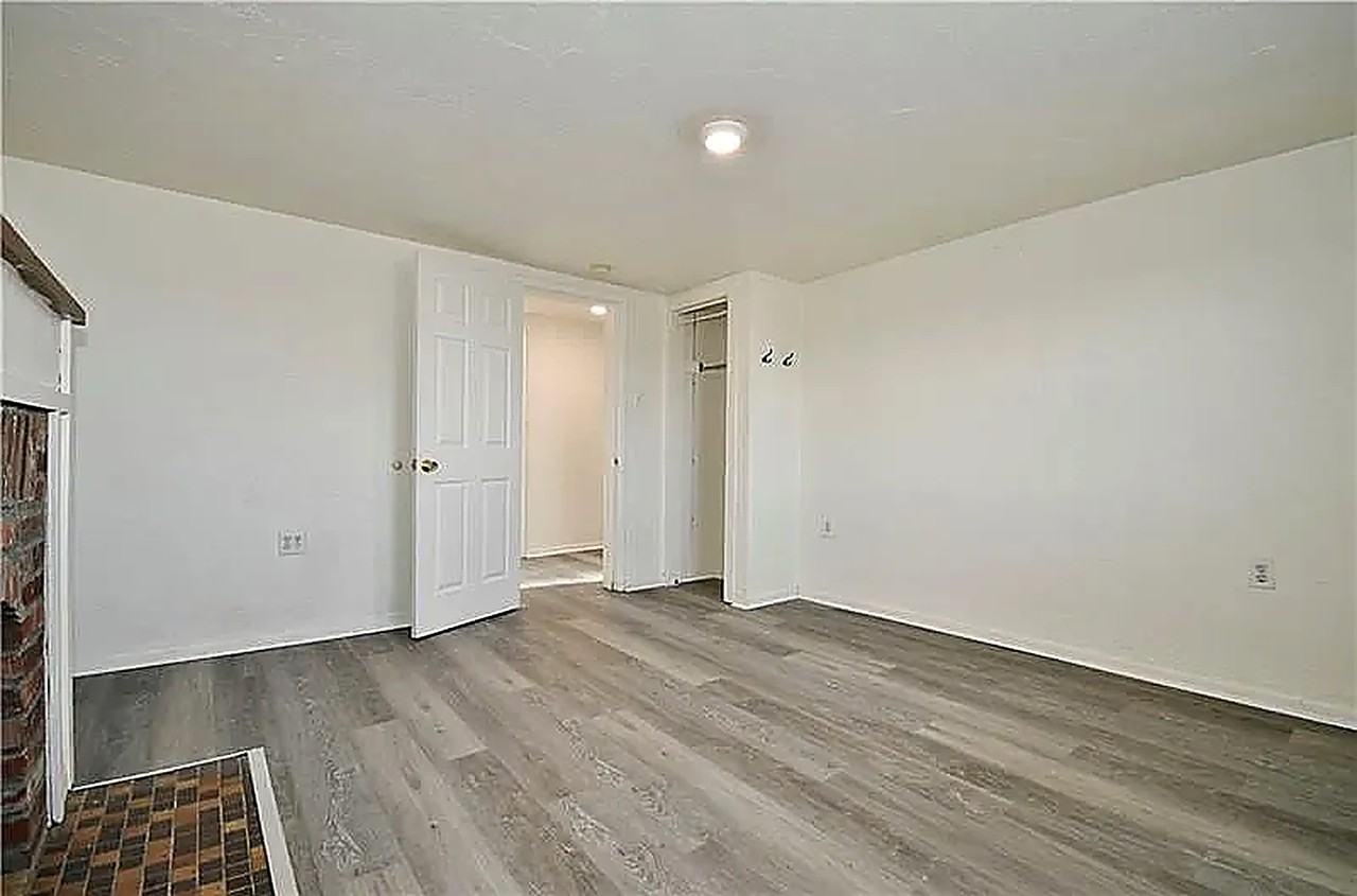 424 Wilson Ave - Photo 7 of 14