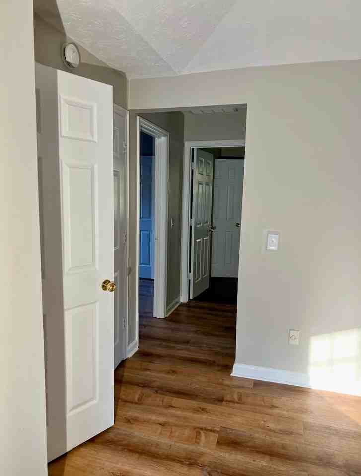 2144 Hunter Ct - Photo 7 of 18