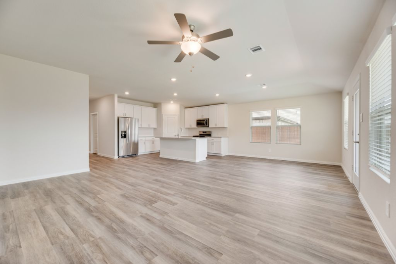 2220 Dunbar Dr - Photo 2 of 15