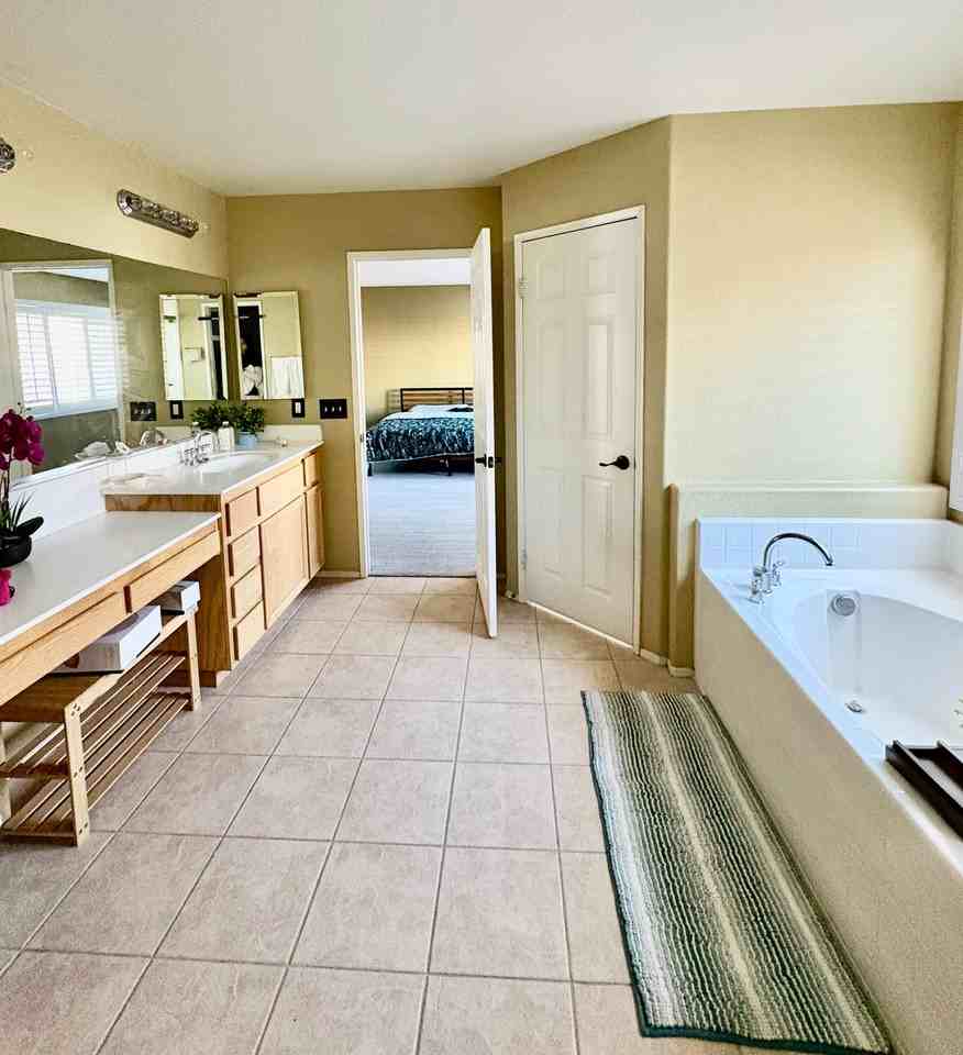 10170 Susan Ave - Photo 3 of 13
