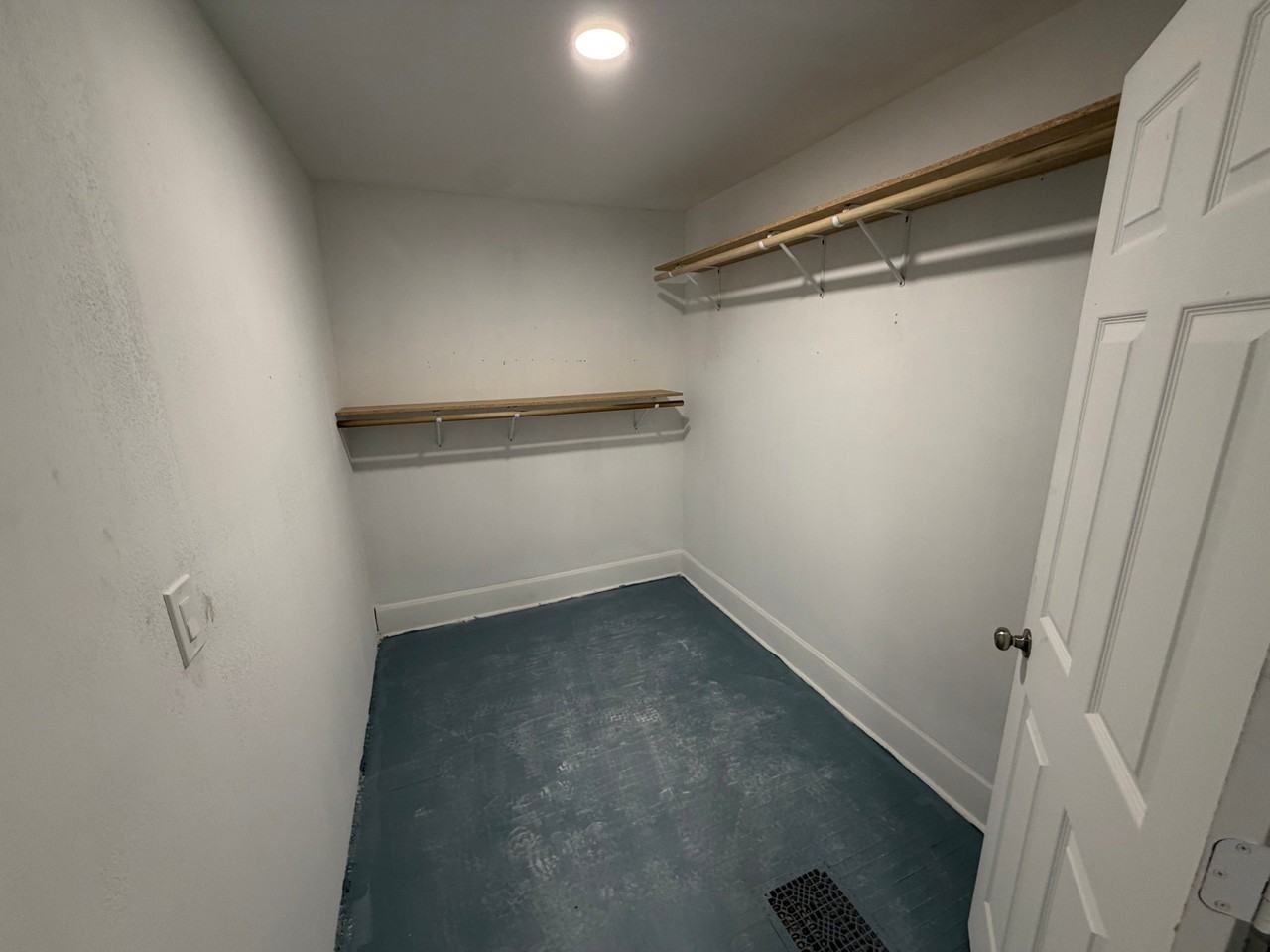 268 N Seminary St #2 - Photo 4 of 12
