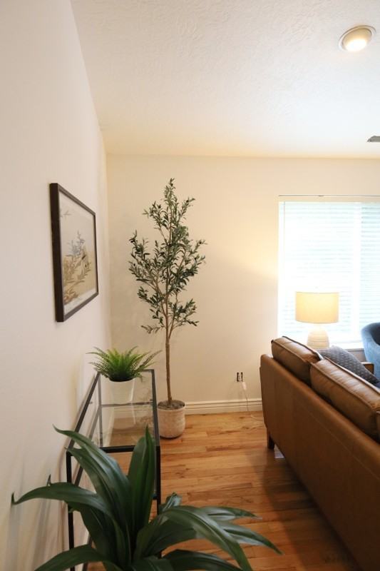 208 Sw #48 - Photo 6 of 13