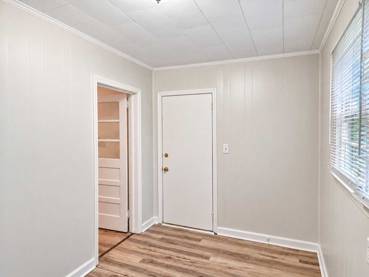 1920 Drayton St - Photo 5 of 13