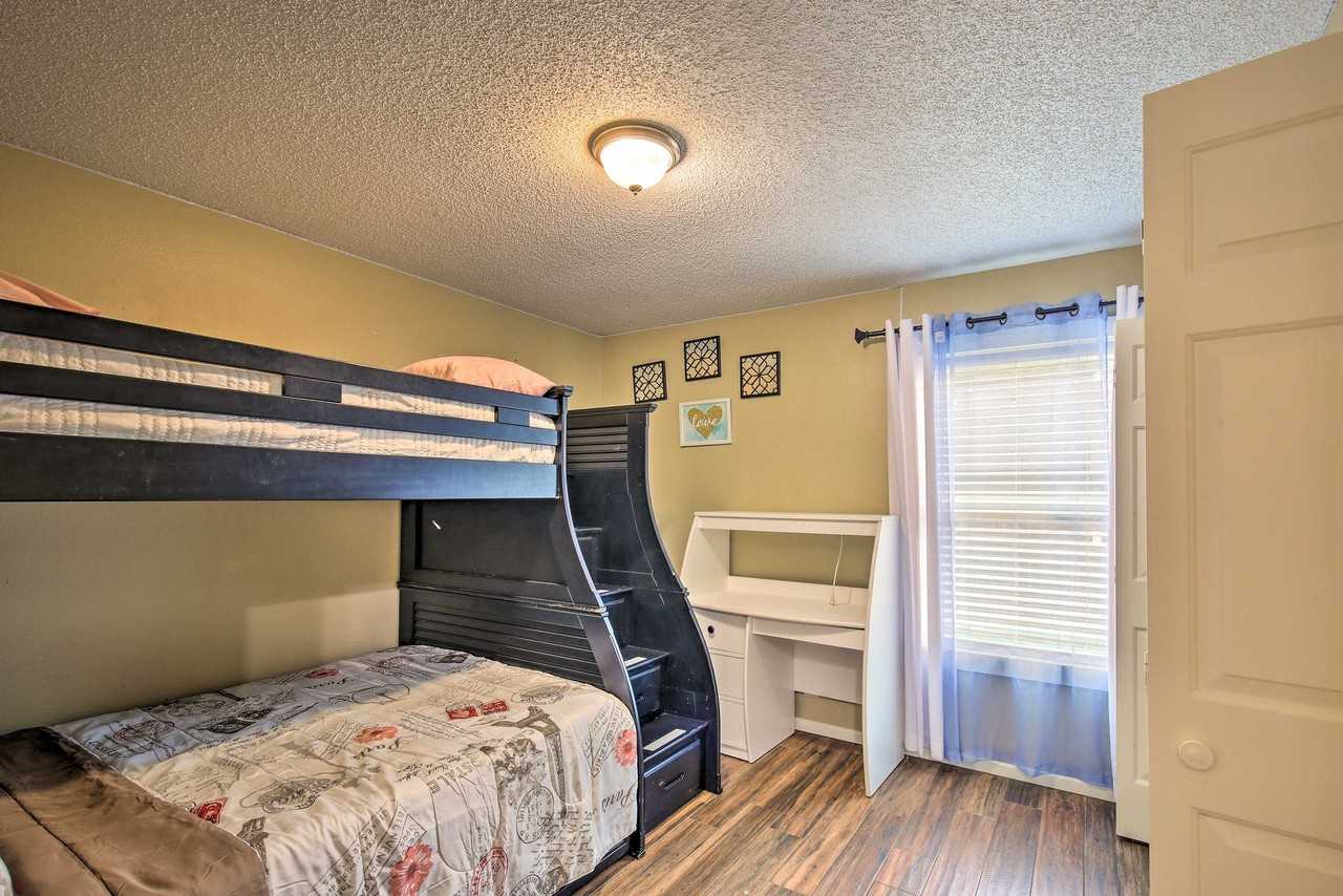117 Francis Ave - Photo 4 of 11
