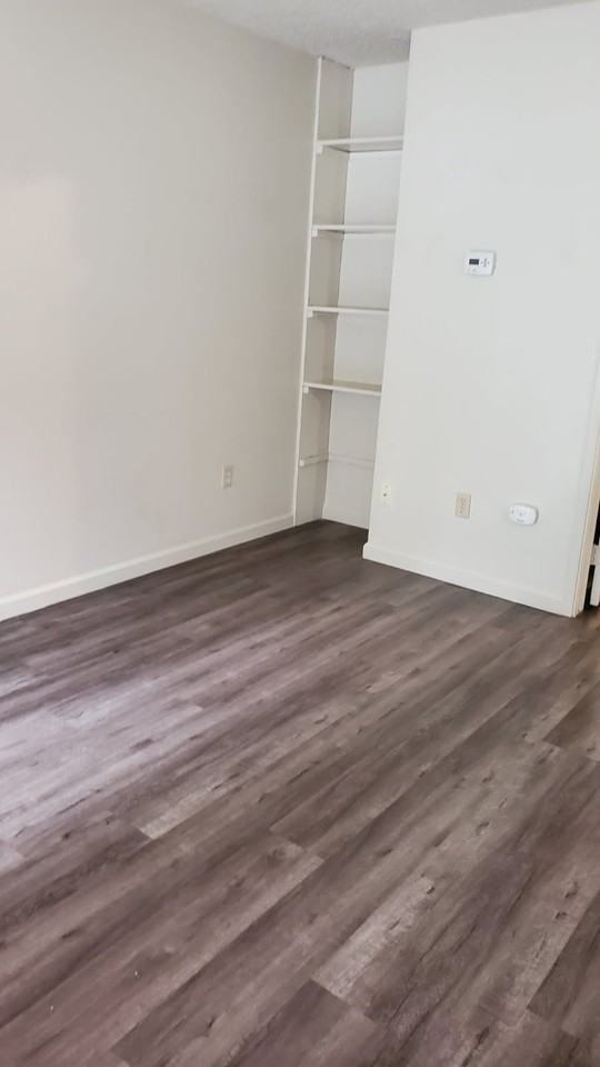 1108 Spring St #2 - Photo 4 of 6