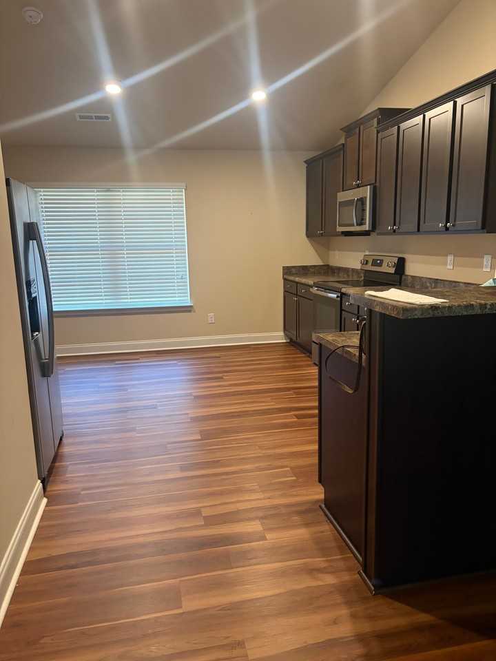 102 Black Creek Way - Photo 4 of 15