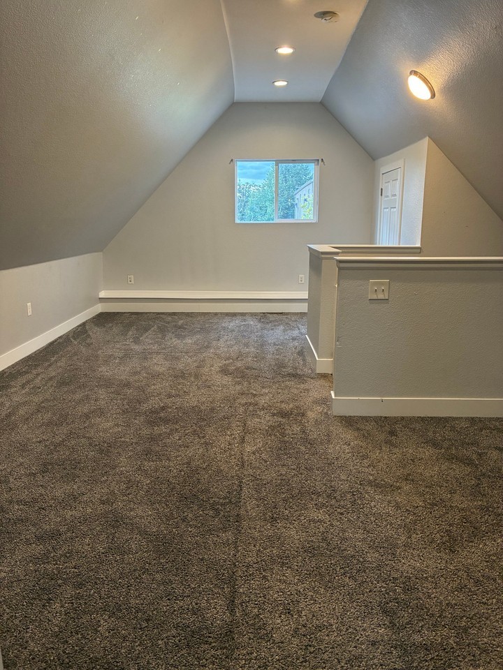 1509 E 36th Ave - Photo 7 of 18