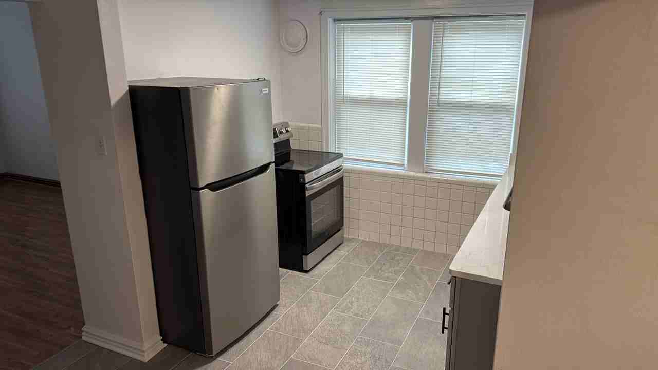 5470 Loughborough Ave #2E - Photo 5 of 18