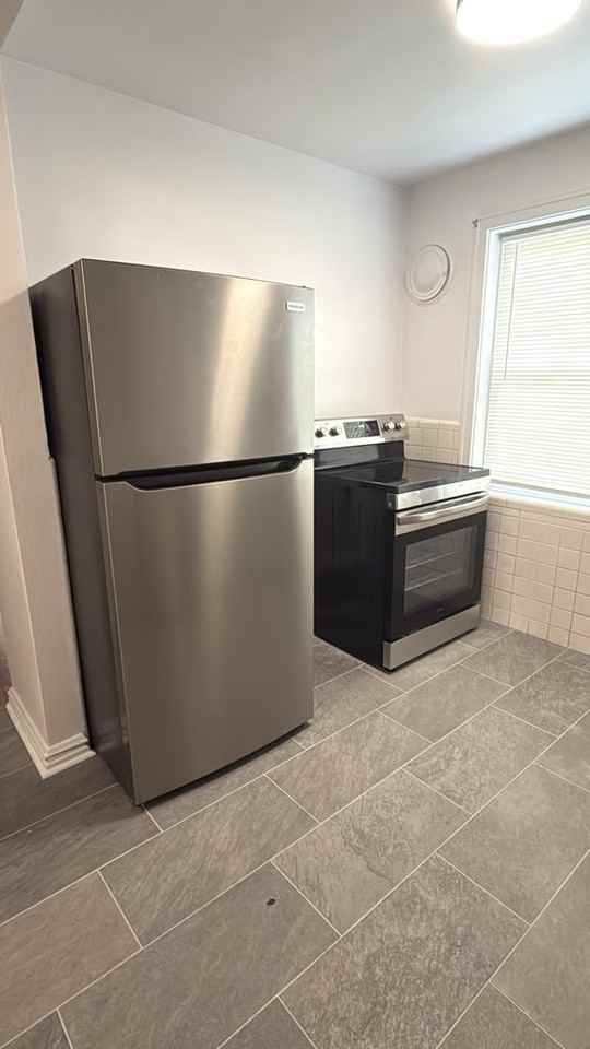 5470 Loughborough Ave #2E - Photo 7 of 18